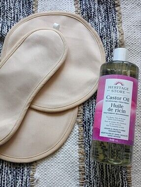 Heritage Castor Oil Treatment Pack Pads And Oil (Pink, Beige)